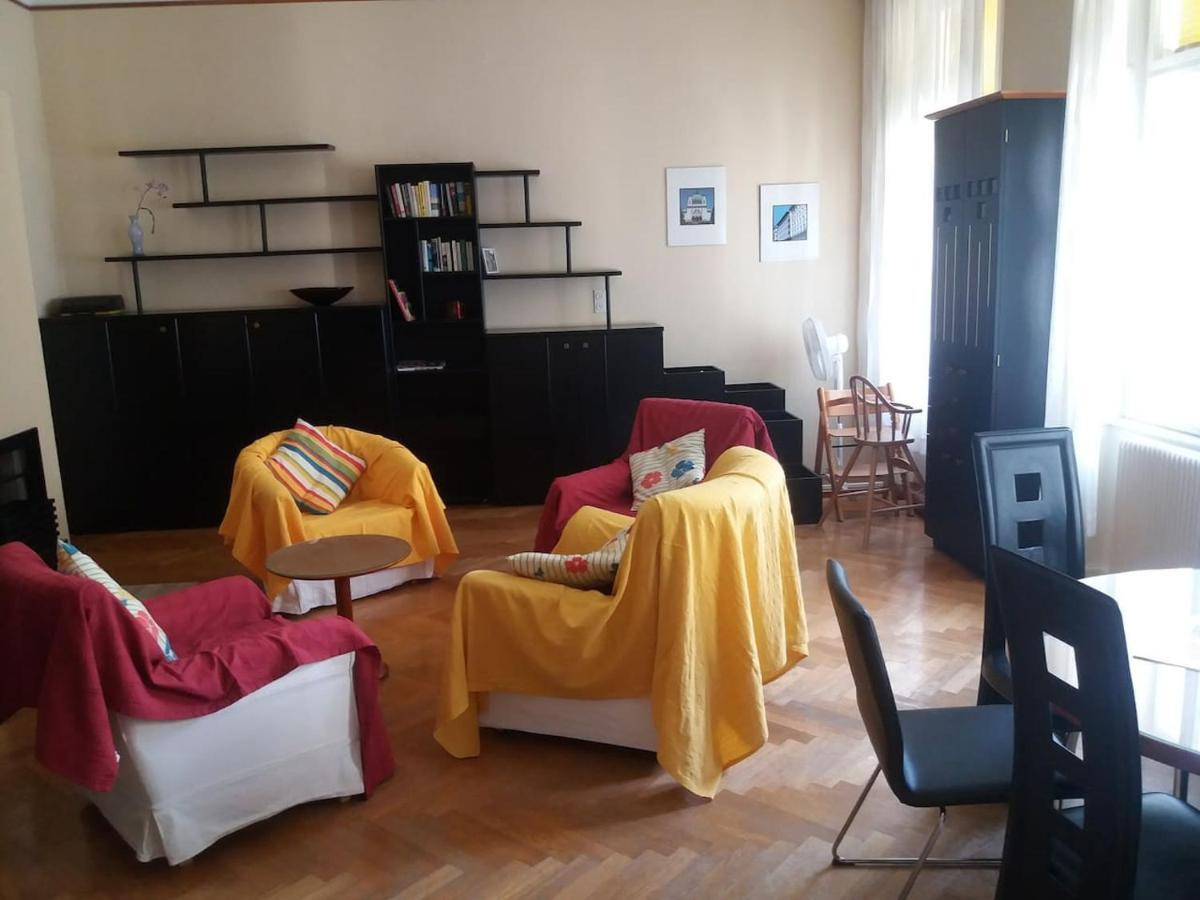 וינה Geraeumige Zentrumsnahe Altbauwohnung מראה חיצוני תמונה